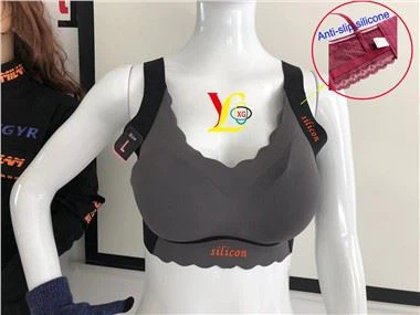 Kiyimga suyuq silikon qo'llash